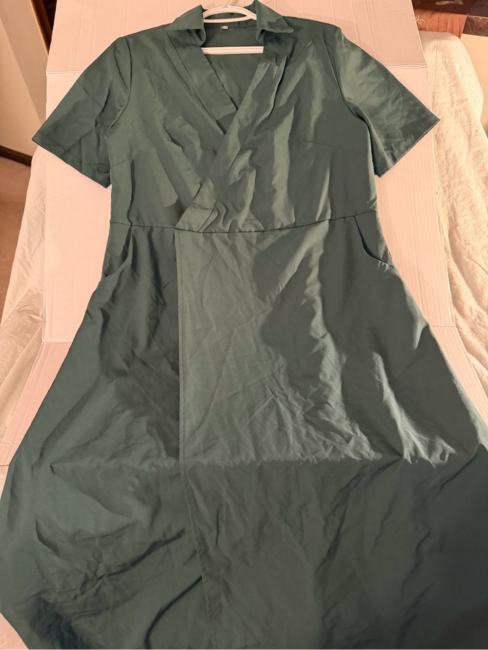 #266 Women’s Emerald Green Wrap-Style Short Sleeve Top